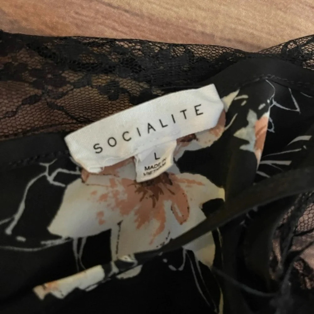 Socialite Lace Trim Floral Slip Dress, Size Large, EUC - Picture 4 of 8